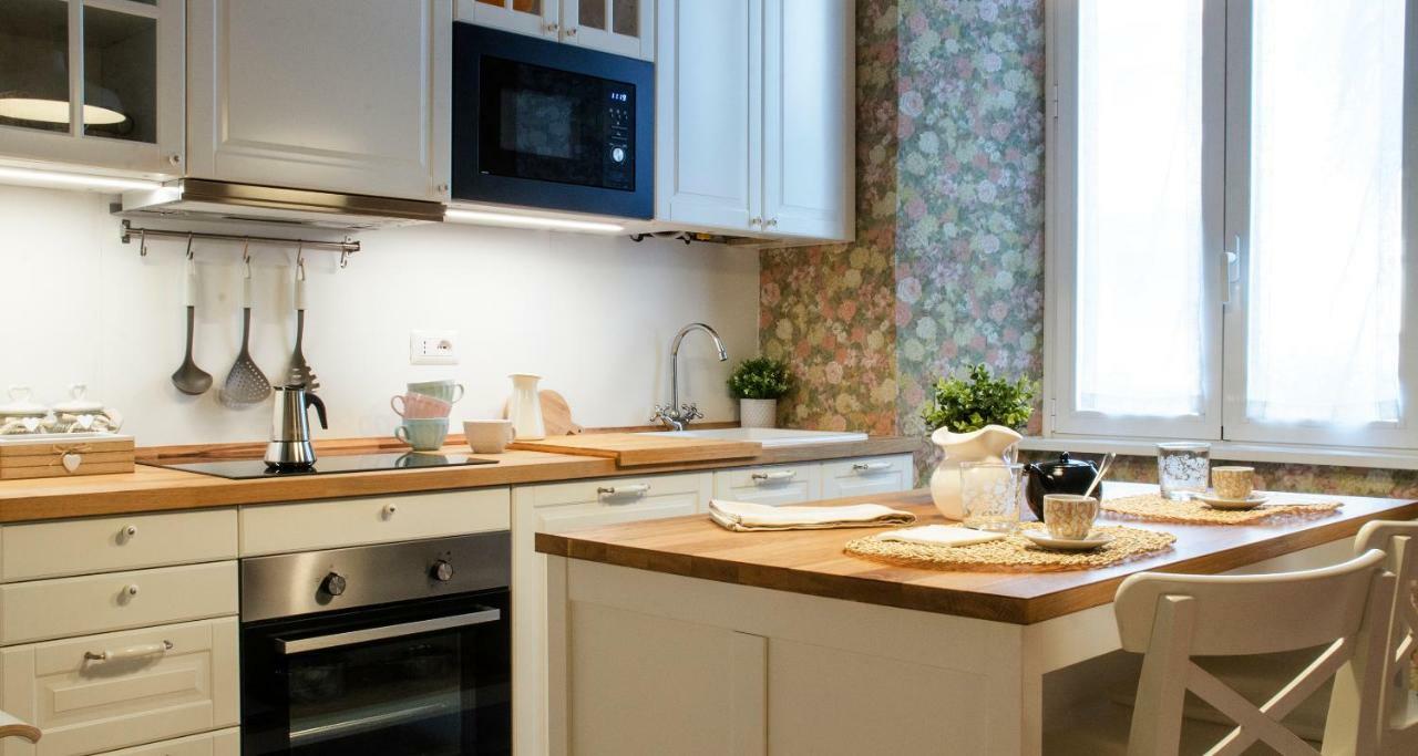 Flowers Apartment Joivy 25 Como Bagian luar foto