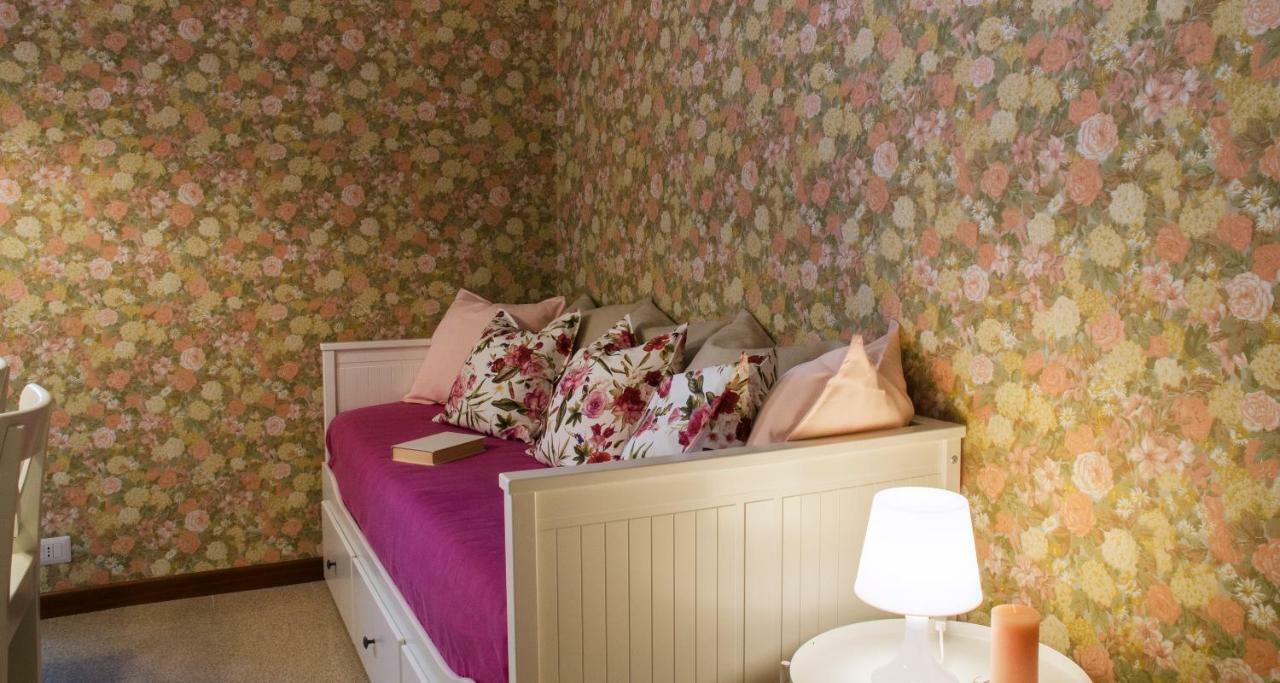 Flowers Apartment Joivy 25 Como Bagian luar foto