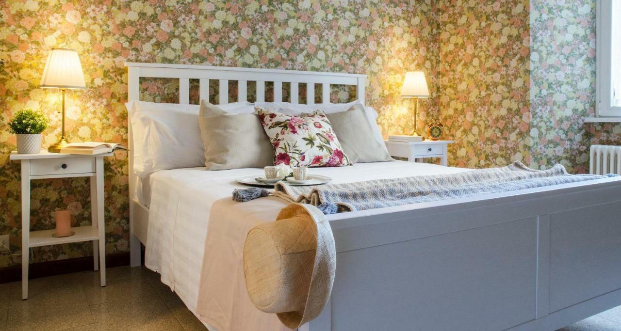 Flowers Apartment Joivy 25 Como Bagian luar foto