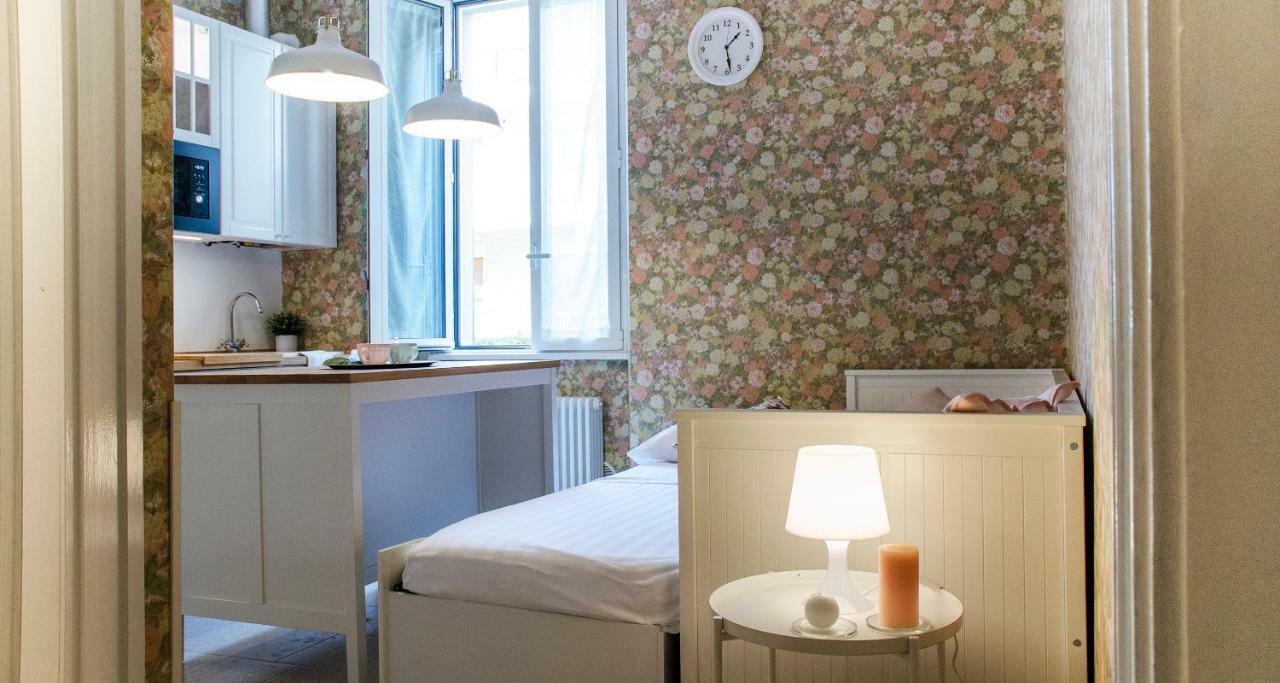 Flowers Apartment Joivy 25 Como Bagian luar foto
