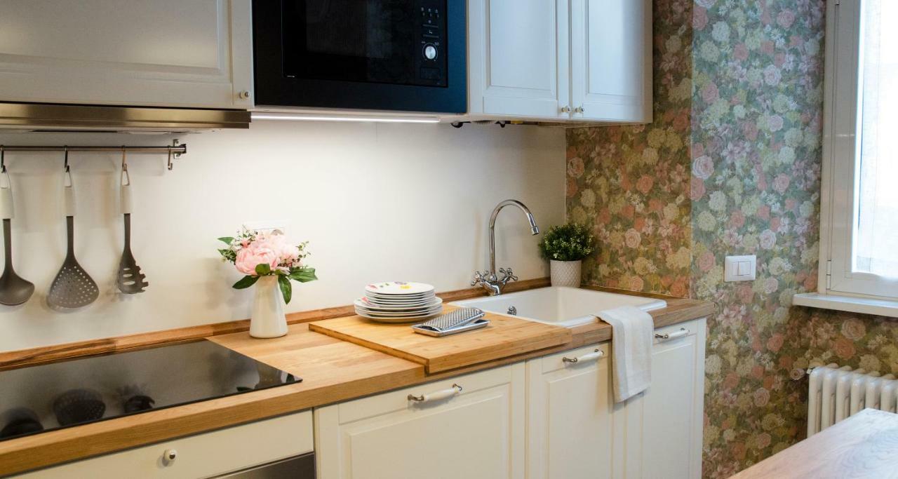 Flowers Apartment Joivy 25 Como Bagian luar foto