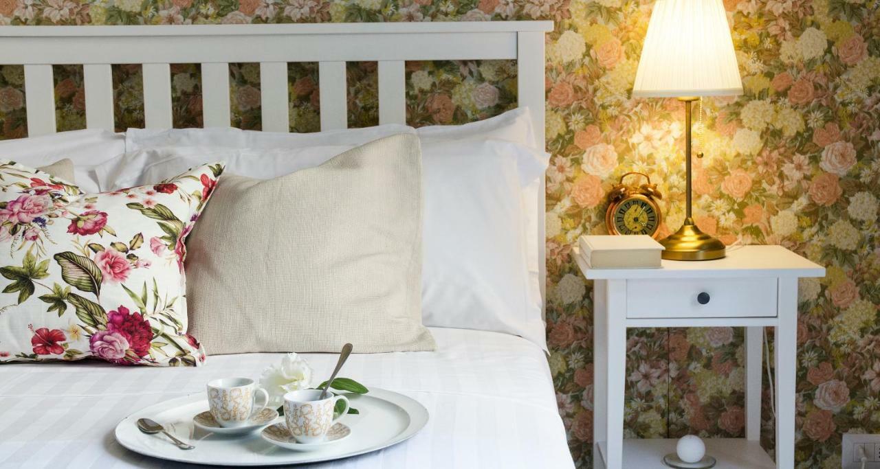 Flowers Apartment Joivy 25 Como Bagian luar foto